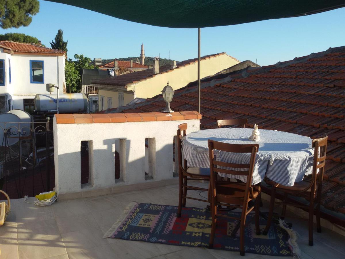 Bonjour Pension Ayvalik Ngoại thất bức ảnh