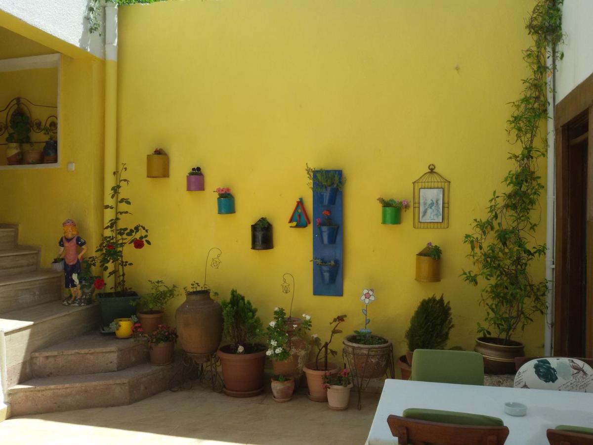 Bonjour Pension Ayvalik Ngoại thất bức ảnh